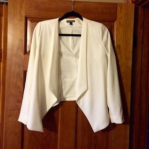 ✨Sale✨ Express white jacket